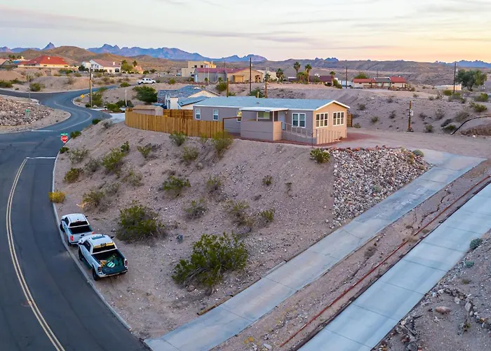 Magnificent & Tranquil Home, Mountain Views , 8 Mins To Casinos & River, Fire Pit, Bbq