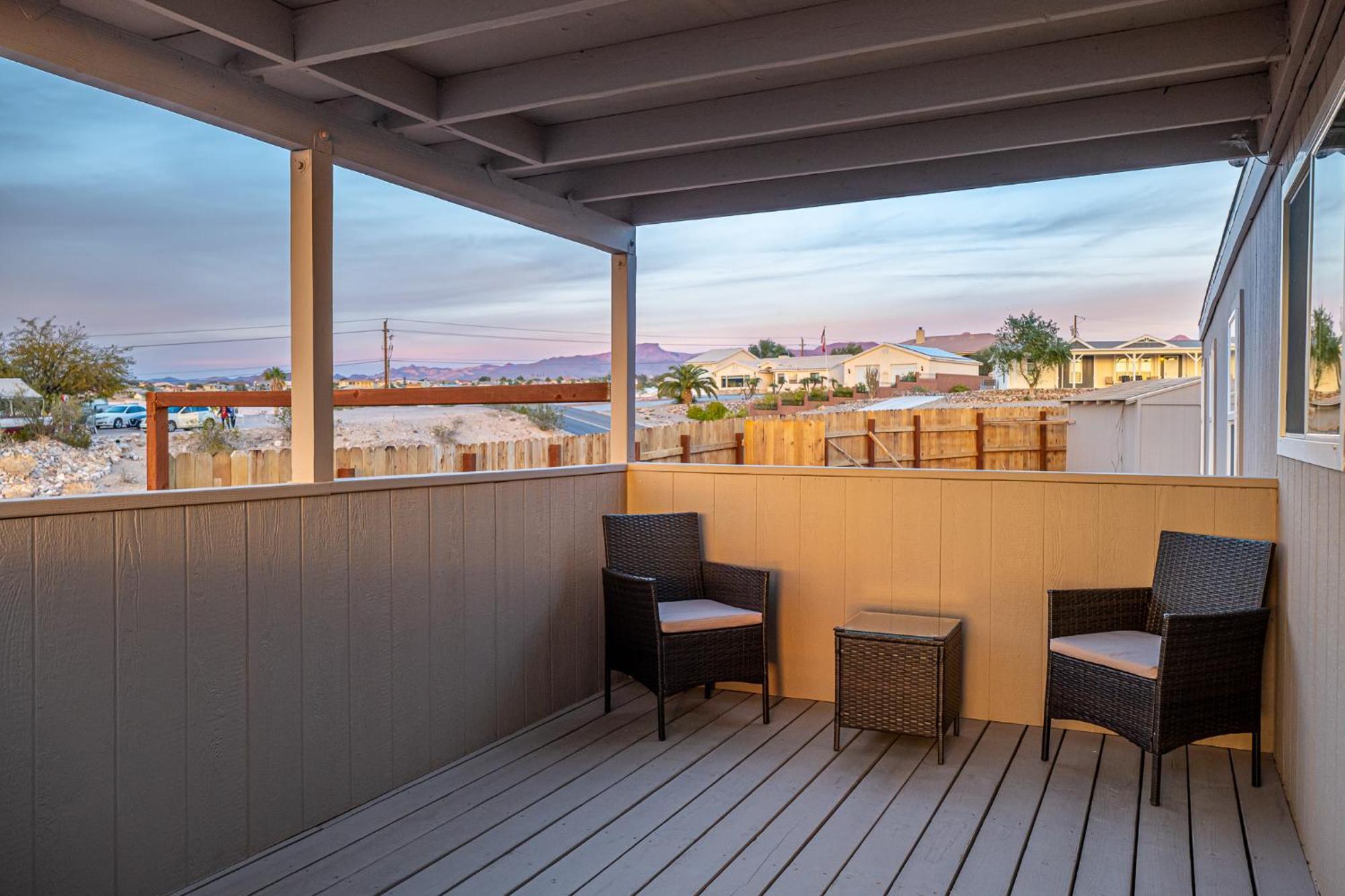 Magnificent & Tranquil Home, Mountain Views , 8 Mins To Casinos & River, Fire Pit, Bbq Holiday home